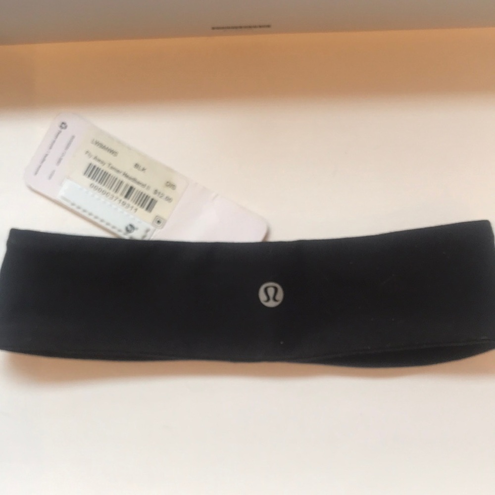 Black Fly Away Tamer Headband II